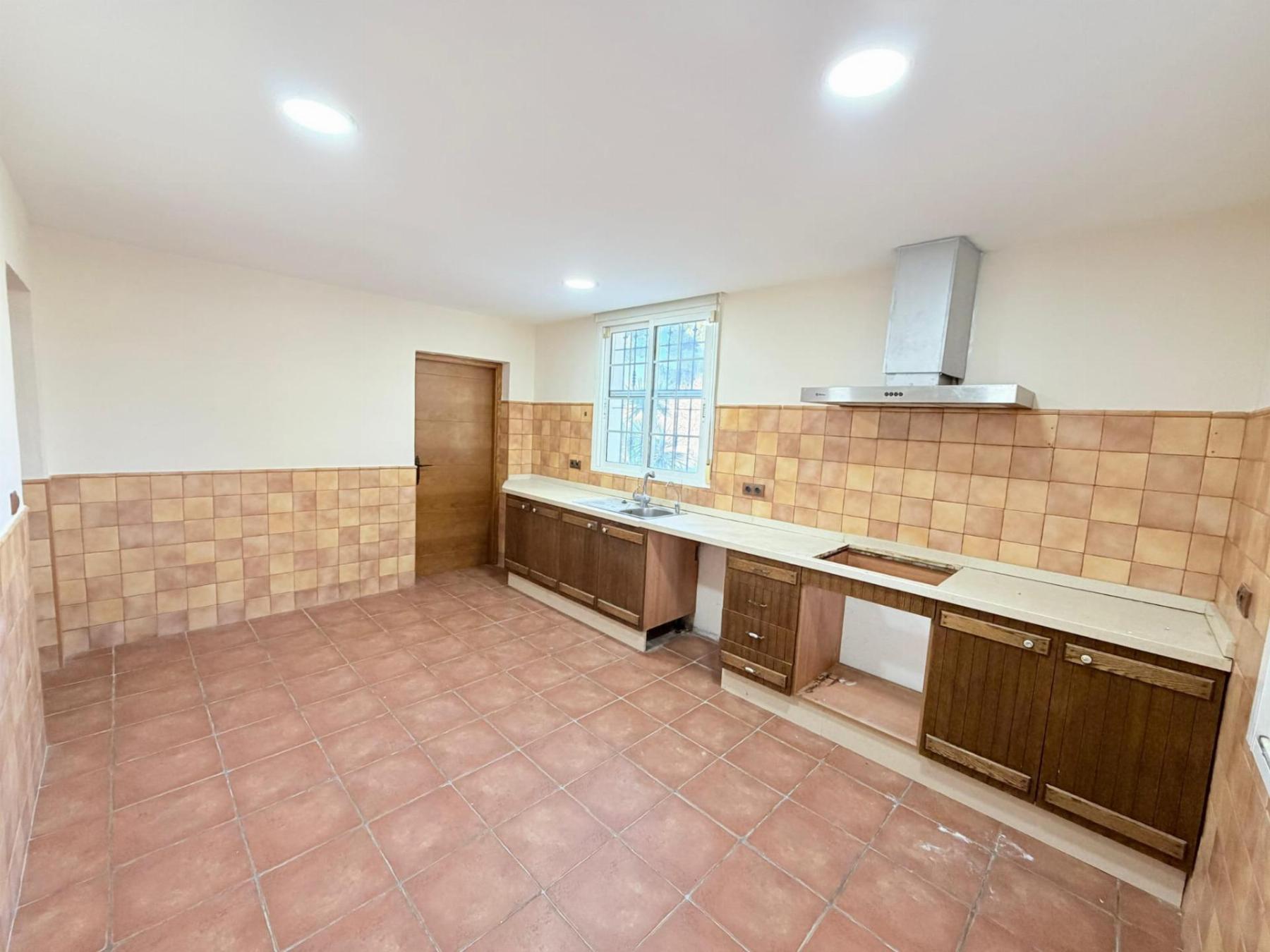 For sale of chalet in Elche-Elx
