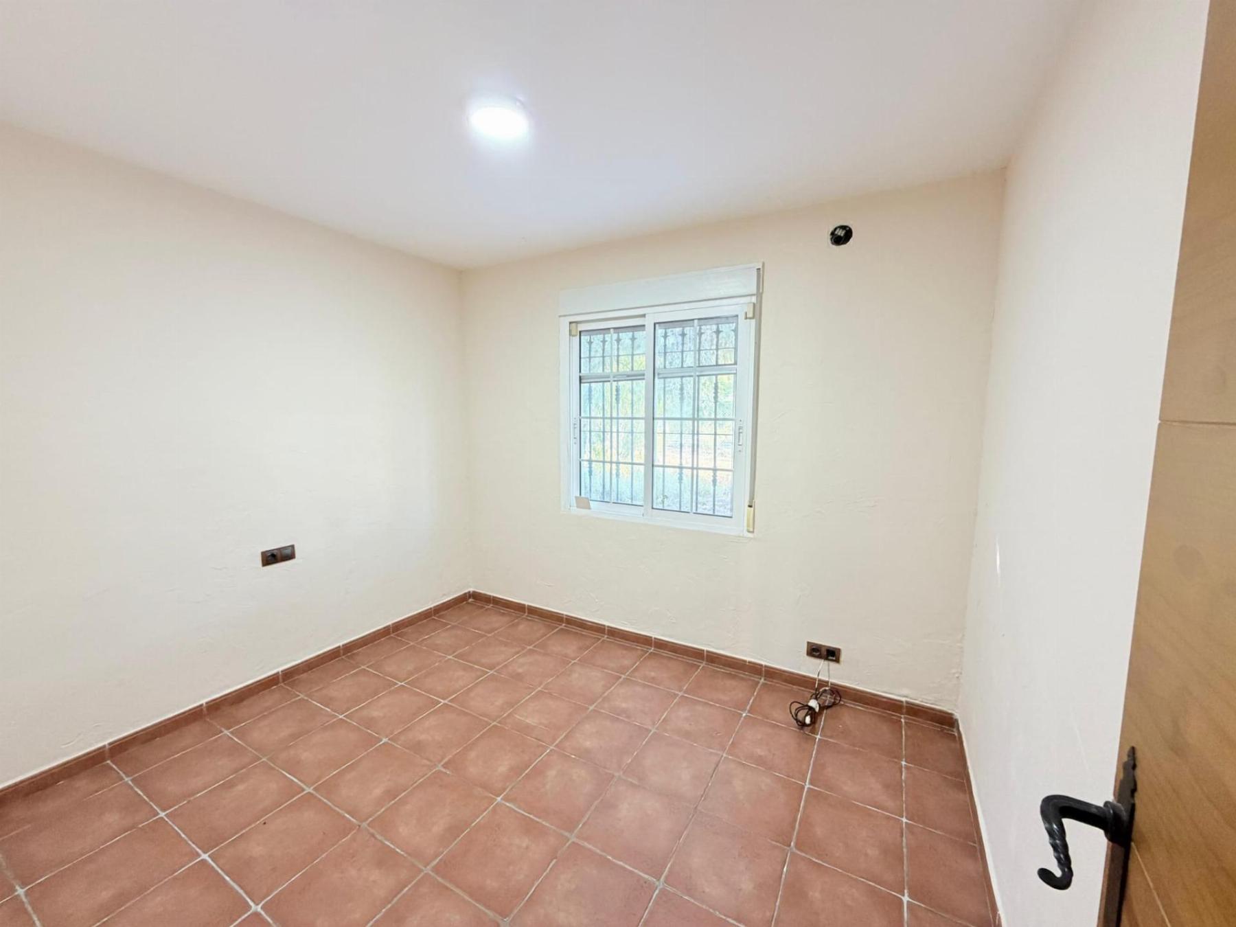 For sale of chalet in Elche-Elx