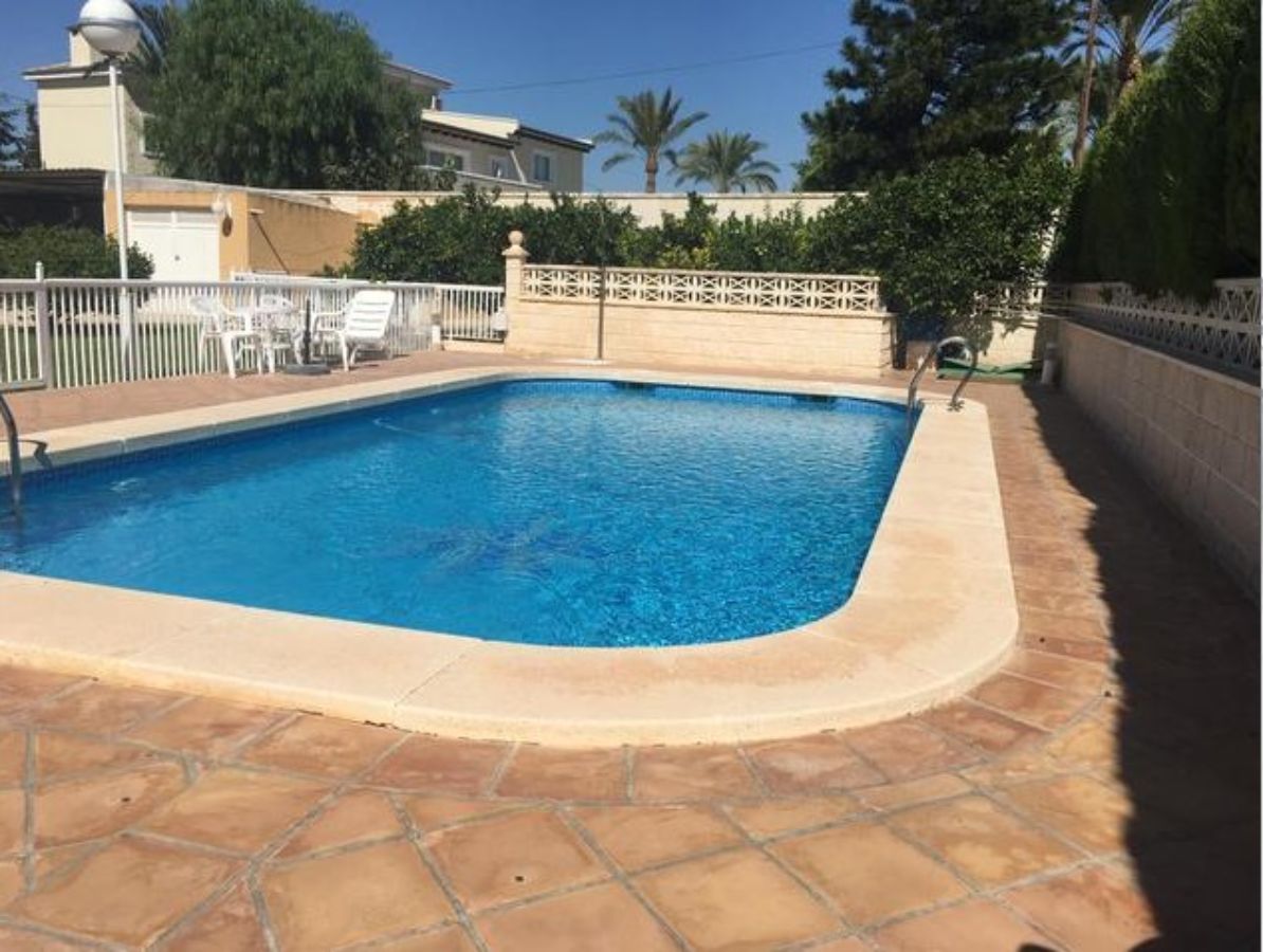For sale of chalet in Elche-Elx
