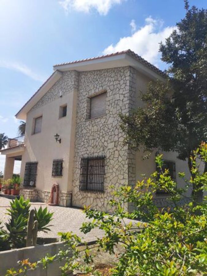 Venta de chalet en Elche-Elx