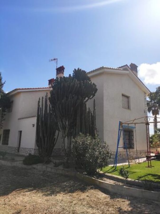 Venta de chalet en Elche-Elx