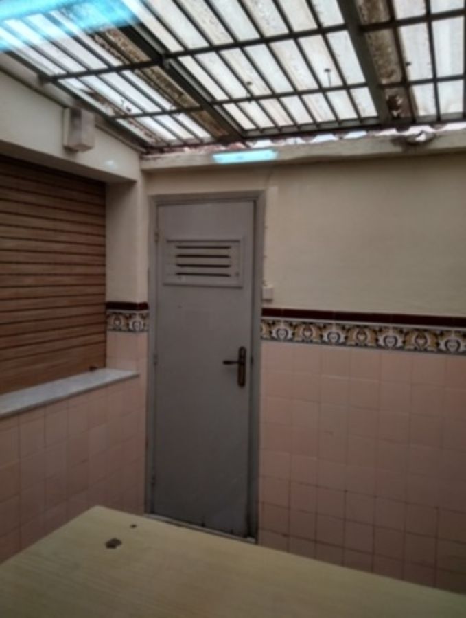 For sale of ground floor in Elche-Elx