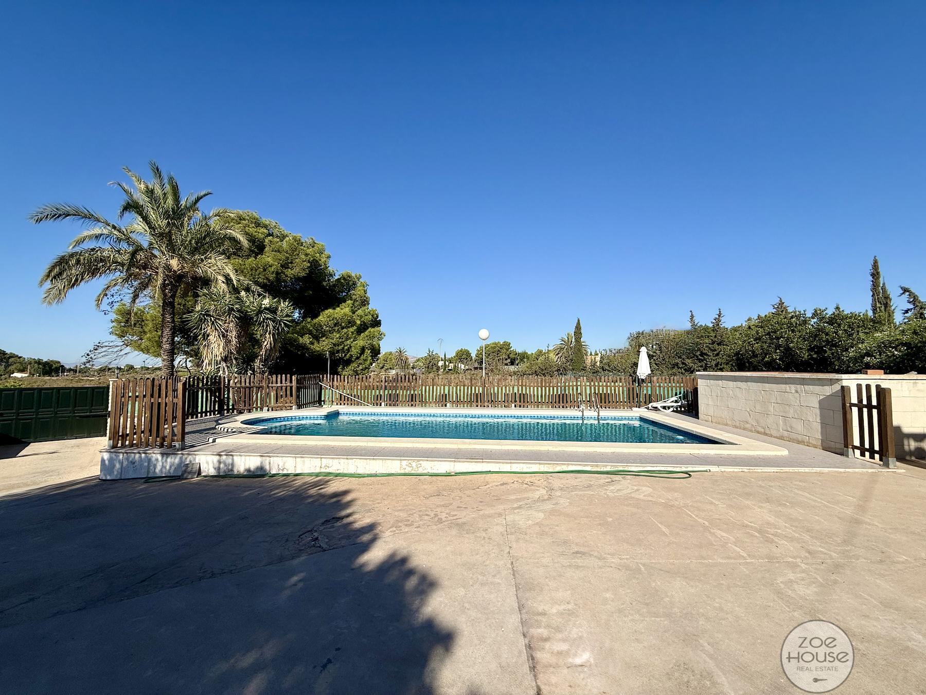 Venta de chalet en Elche-Elx