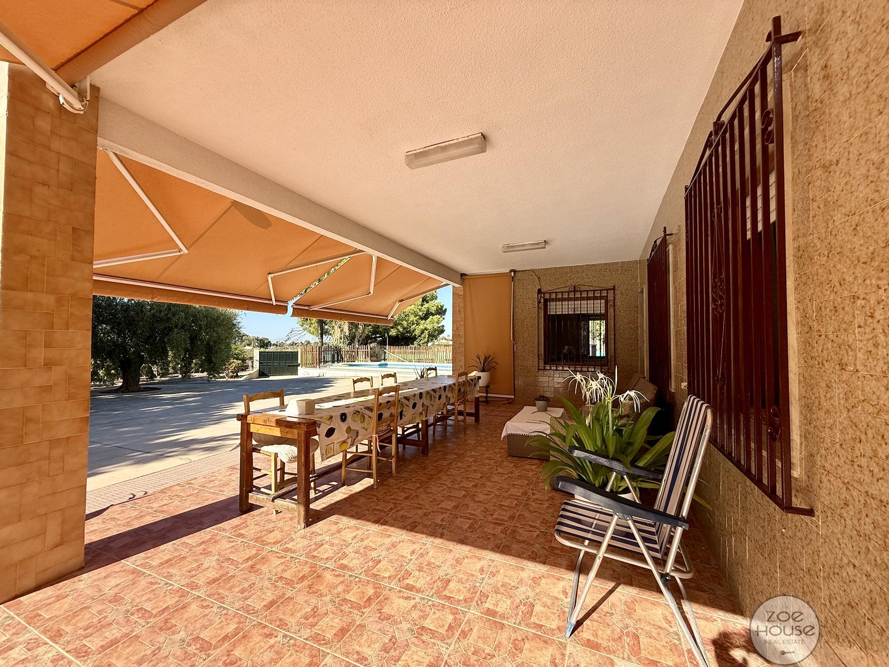 Venta de chalet en Elche-Elx