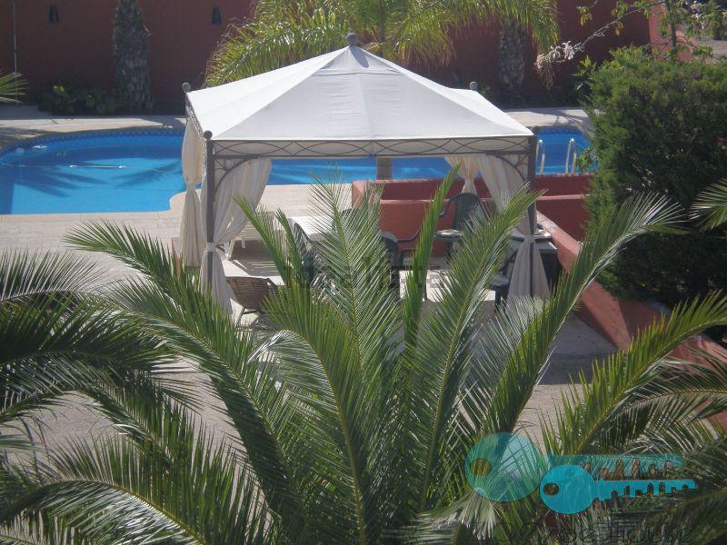 Zu verkaufen von chalet in
 Elche-Elx