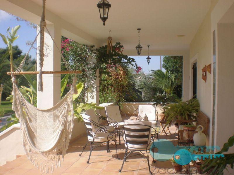 Zu verkaufen von chalet in
 Elche-Elx