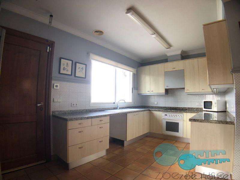 Zu verkaufen von chalet in
 Elche-Elx