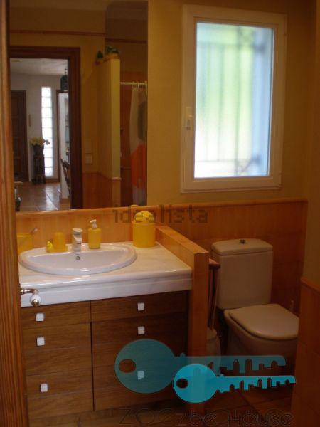 Zu verkaufen von chalet in
 Elche-Elx