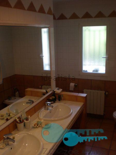 Zu verkaufen von chalet in
 Elche-Elx