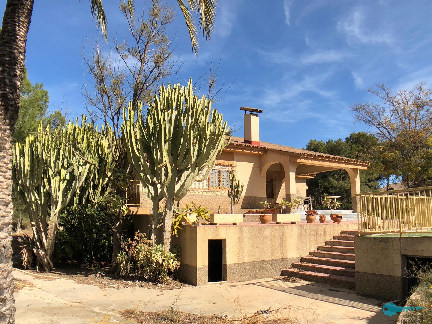 Venta de chalet en Elche-Elx