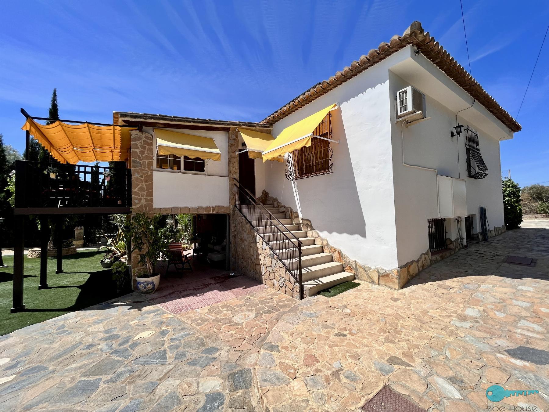 For sale of chalet in San Vicente del Raspeig