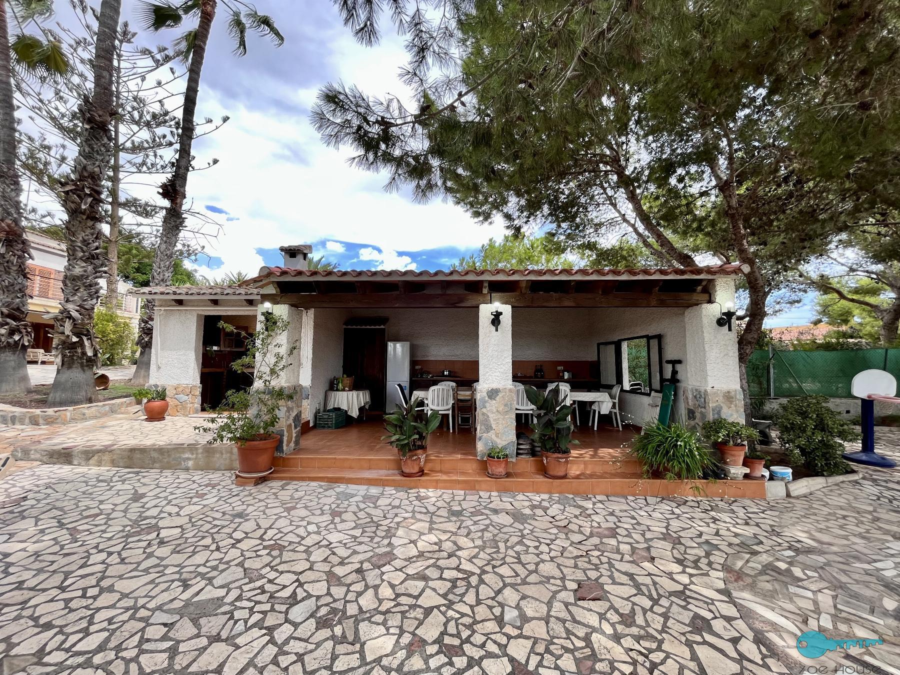 Zu verkaufen von chalet in
 Santa Pola