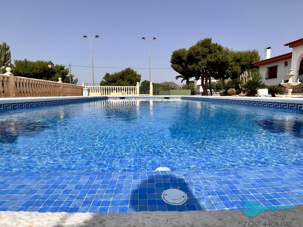 Swimming pool