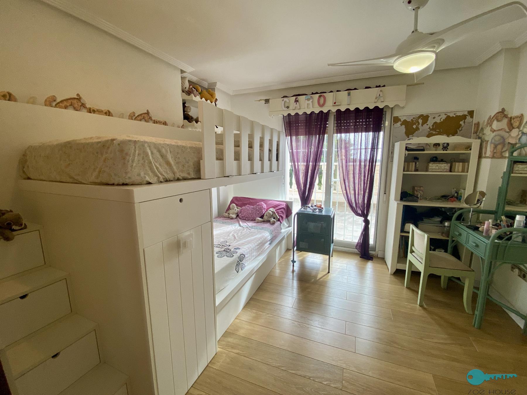 买卖 的 小屋 在 Elche-Elx