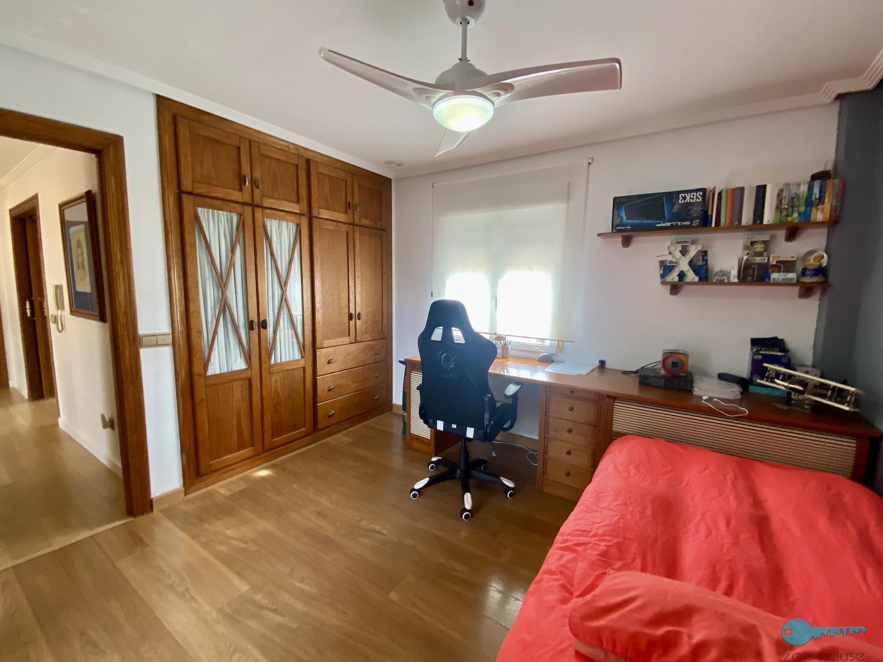 买卖 的 小屋 在 Elche-Elx