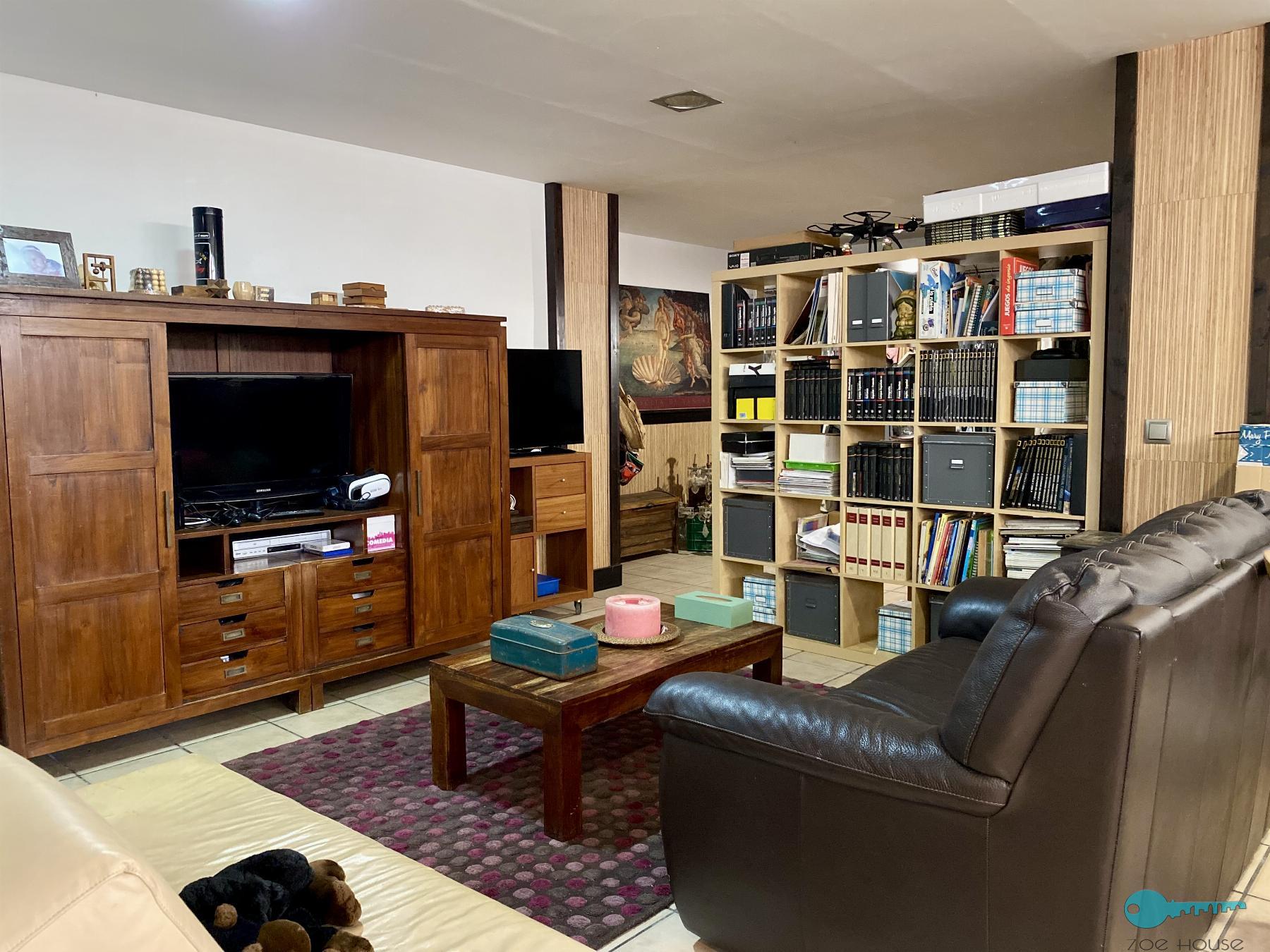 买卖 的 小屋 在 Elche-Elx