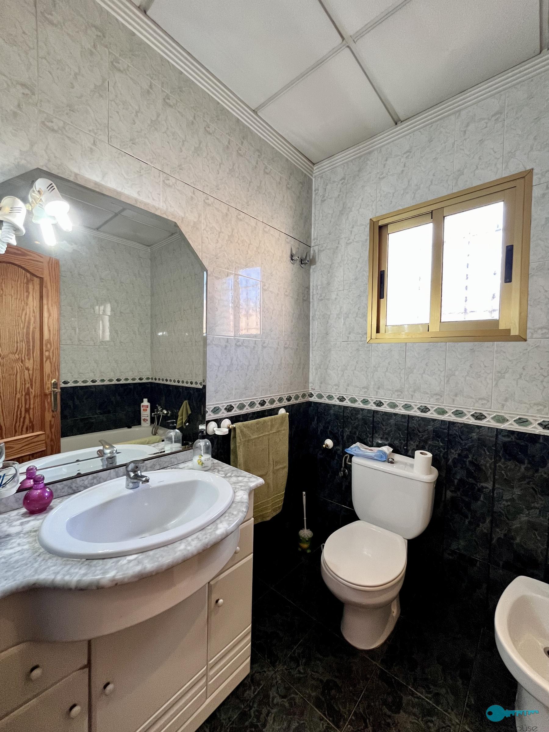 Zu verkaufen von chalet in
 Aspe