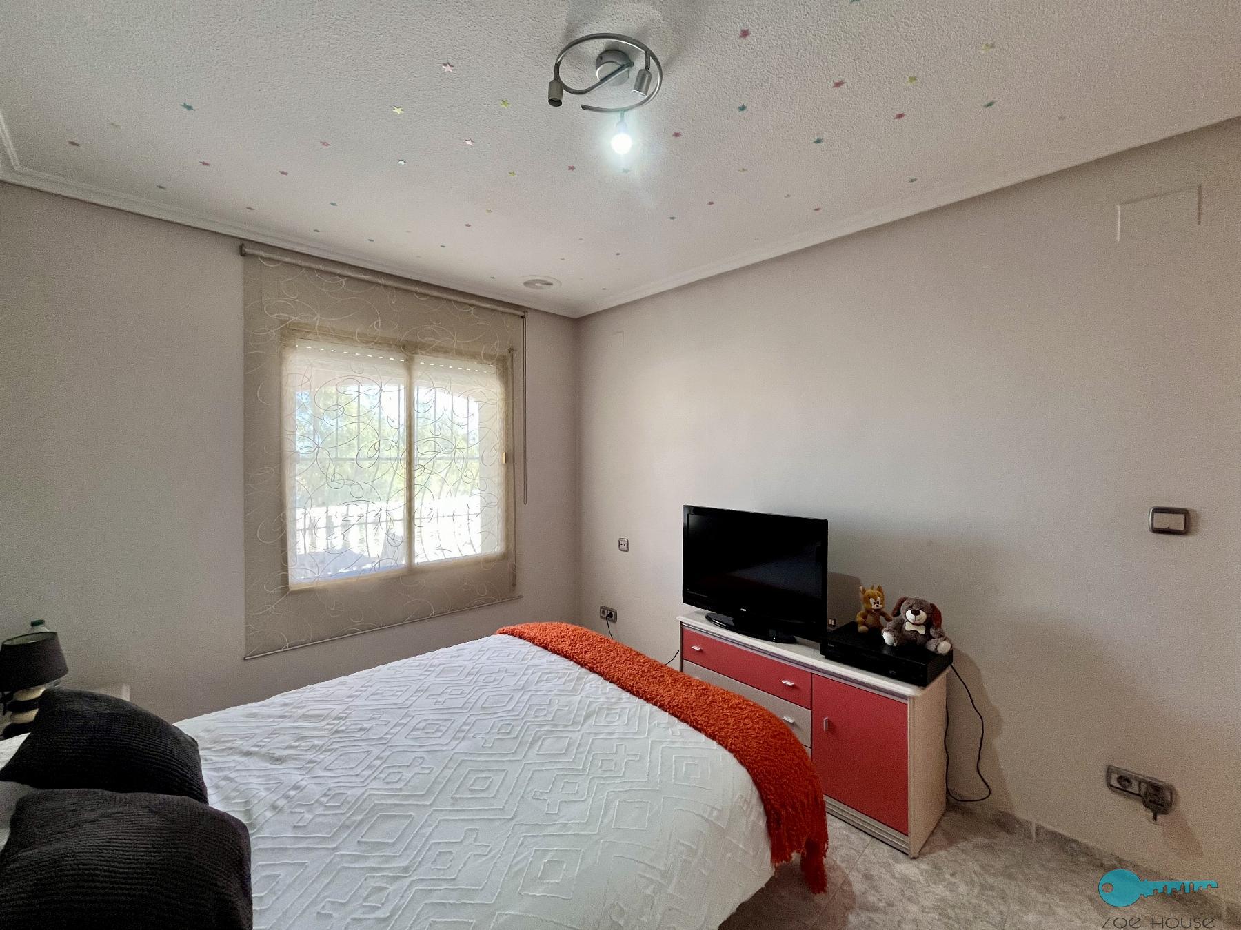 Zu verkaufen von chalet in
 Aspe
