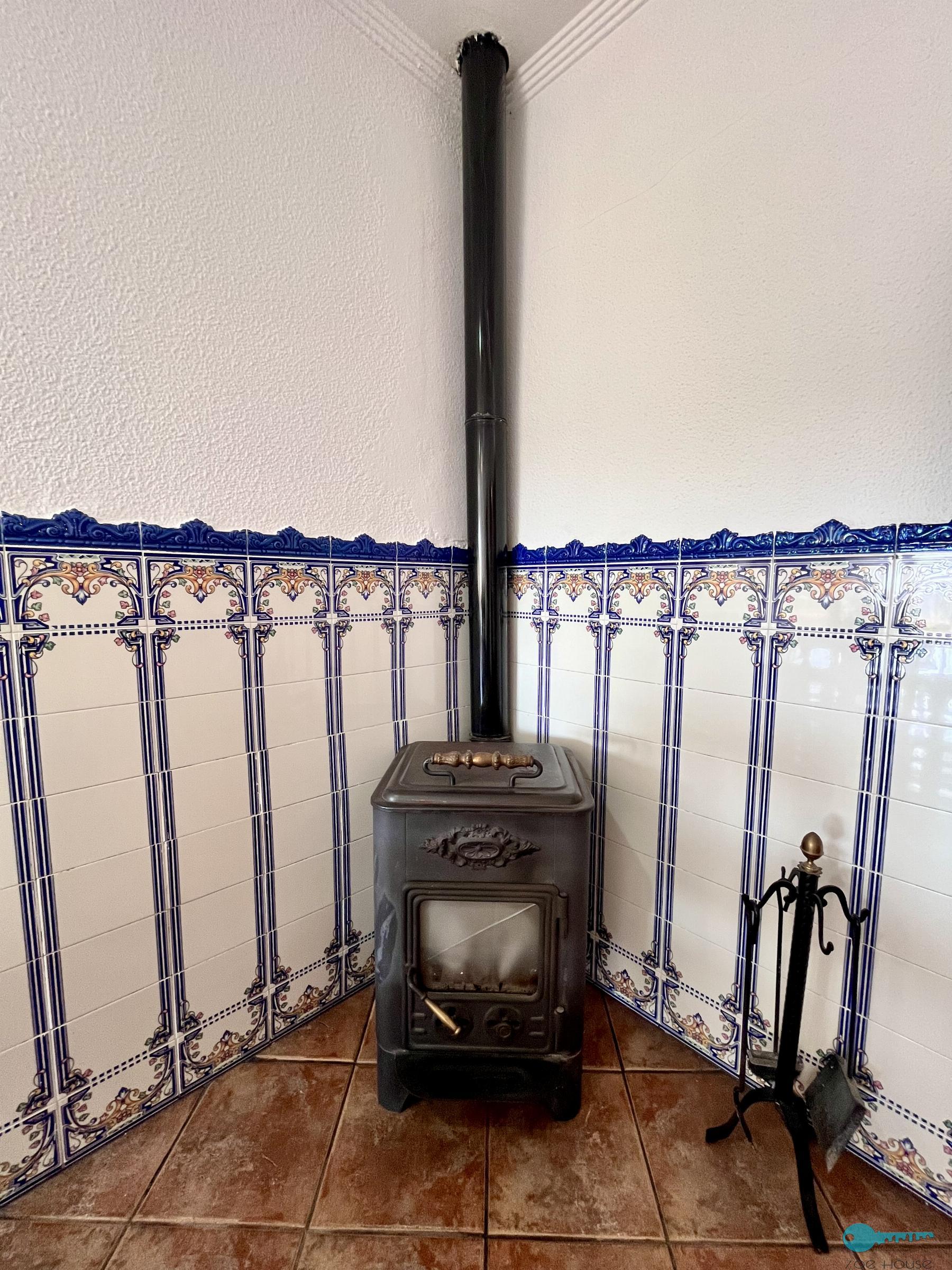 Zu verkaufen von chalet in
 Aspe