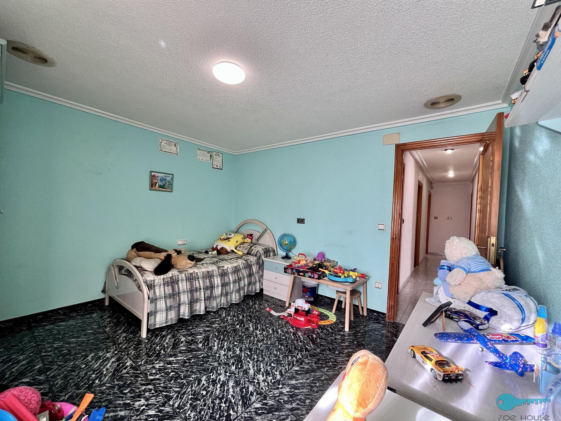 Zu verkaufen von chalet in
 Aspe