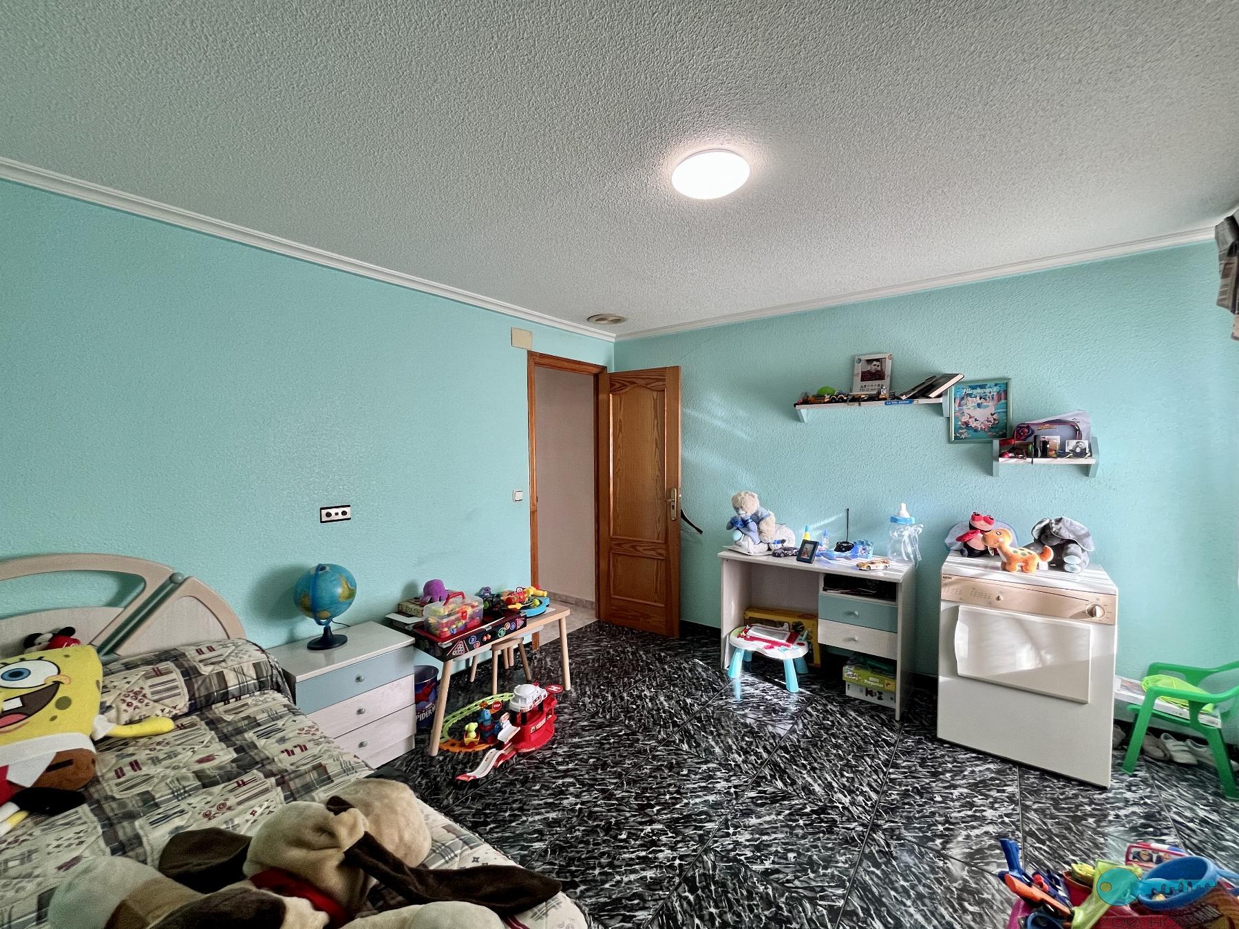 Zu verkaufen von chalet in
 Aspe