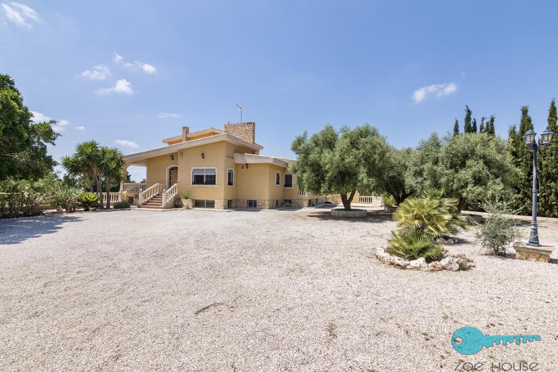 Vendita di chalet in Crevillent