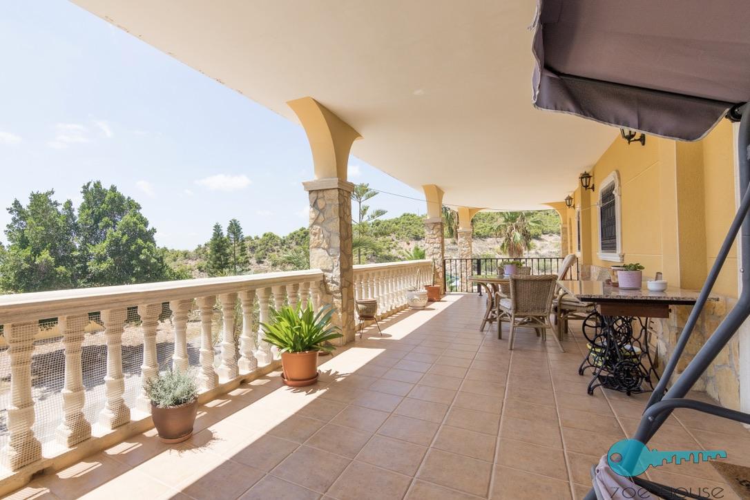 Vendita di chalet in Crevillent