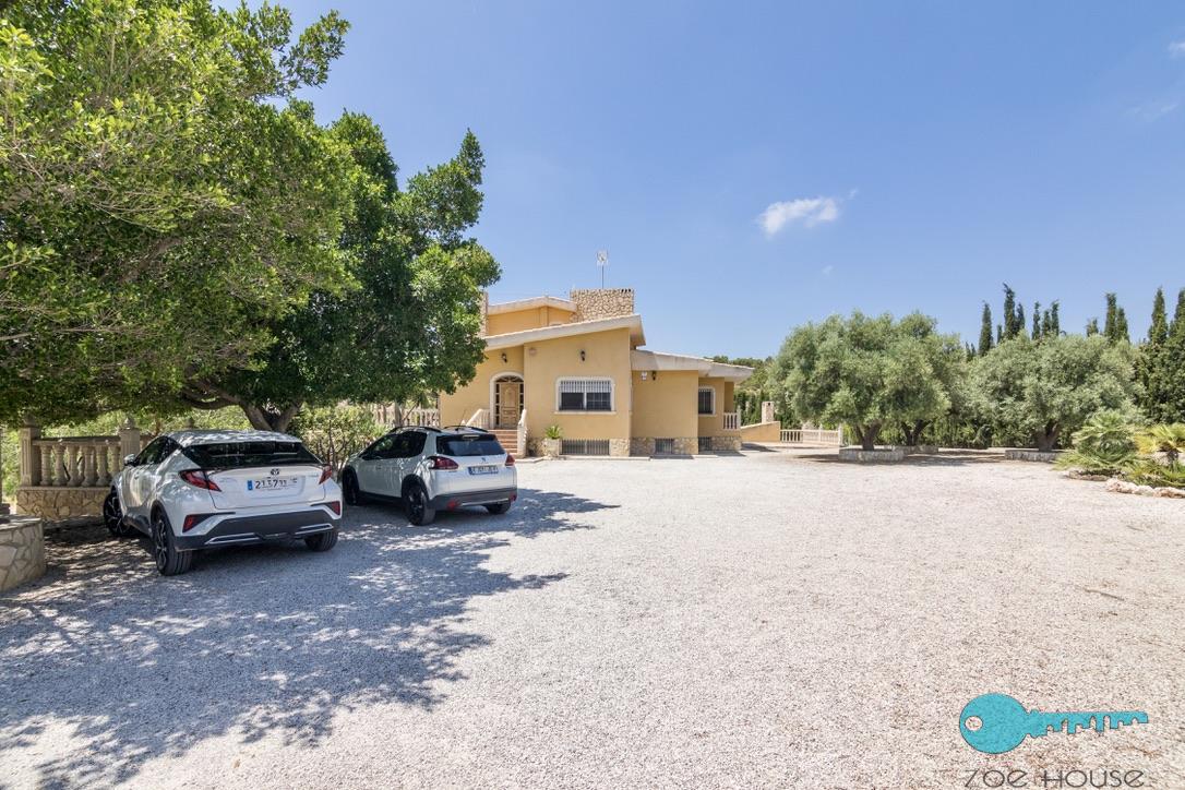 Vendita di chalet in Crevillent