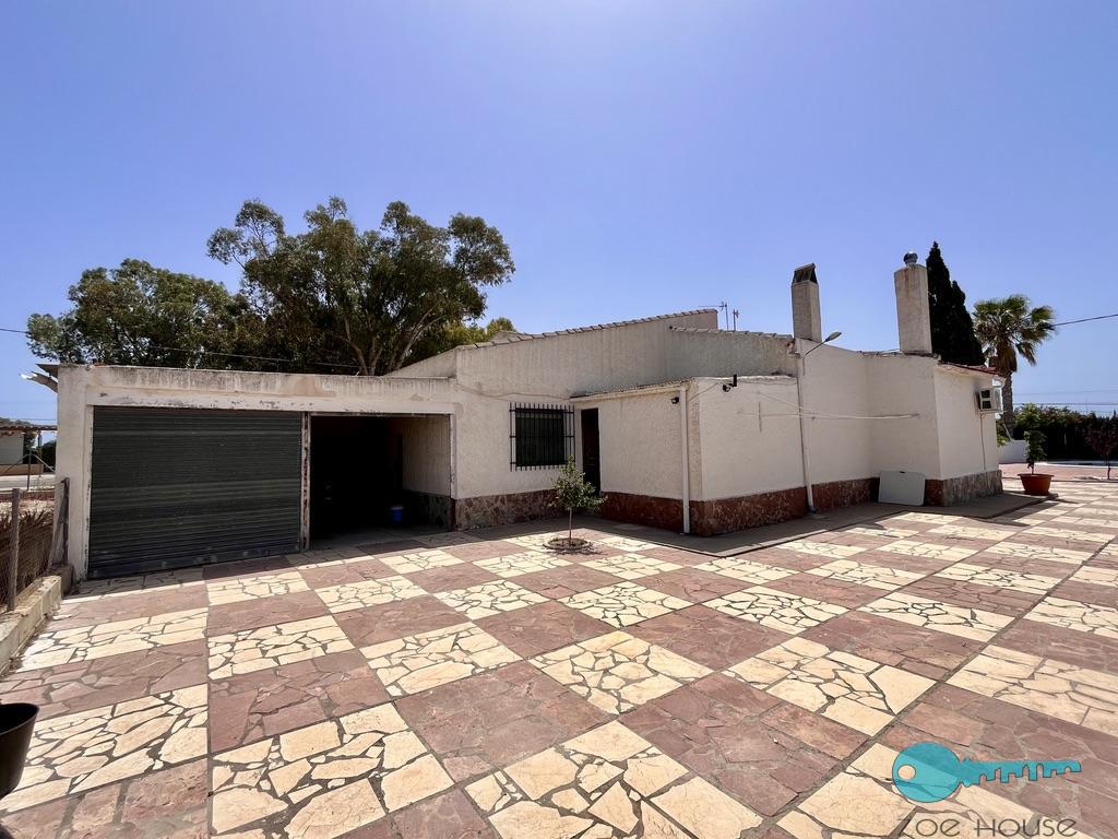Venta de chalet en Elche-Elx