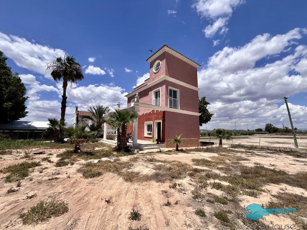 Venta de chalet en Elche-Elx