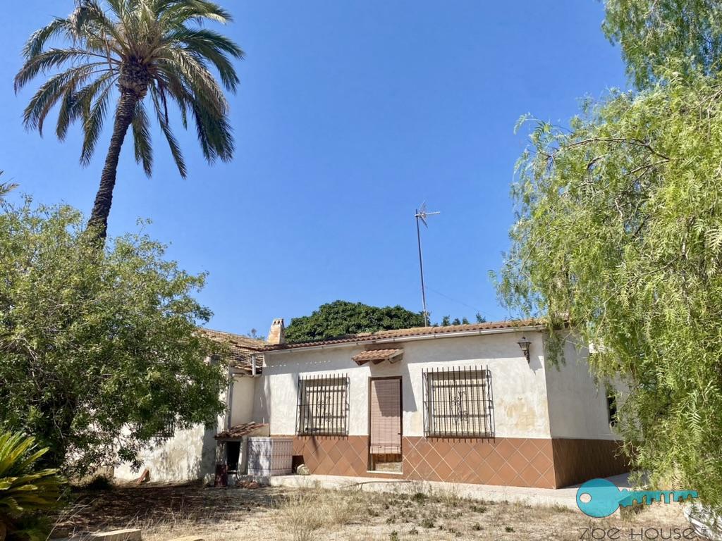 بيع من الشاليه في Elche-Elx