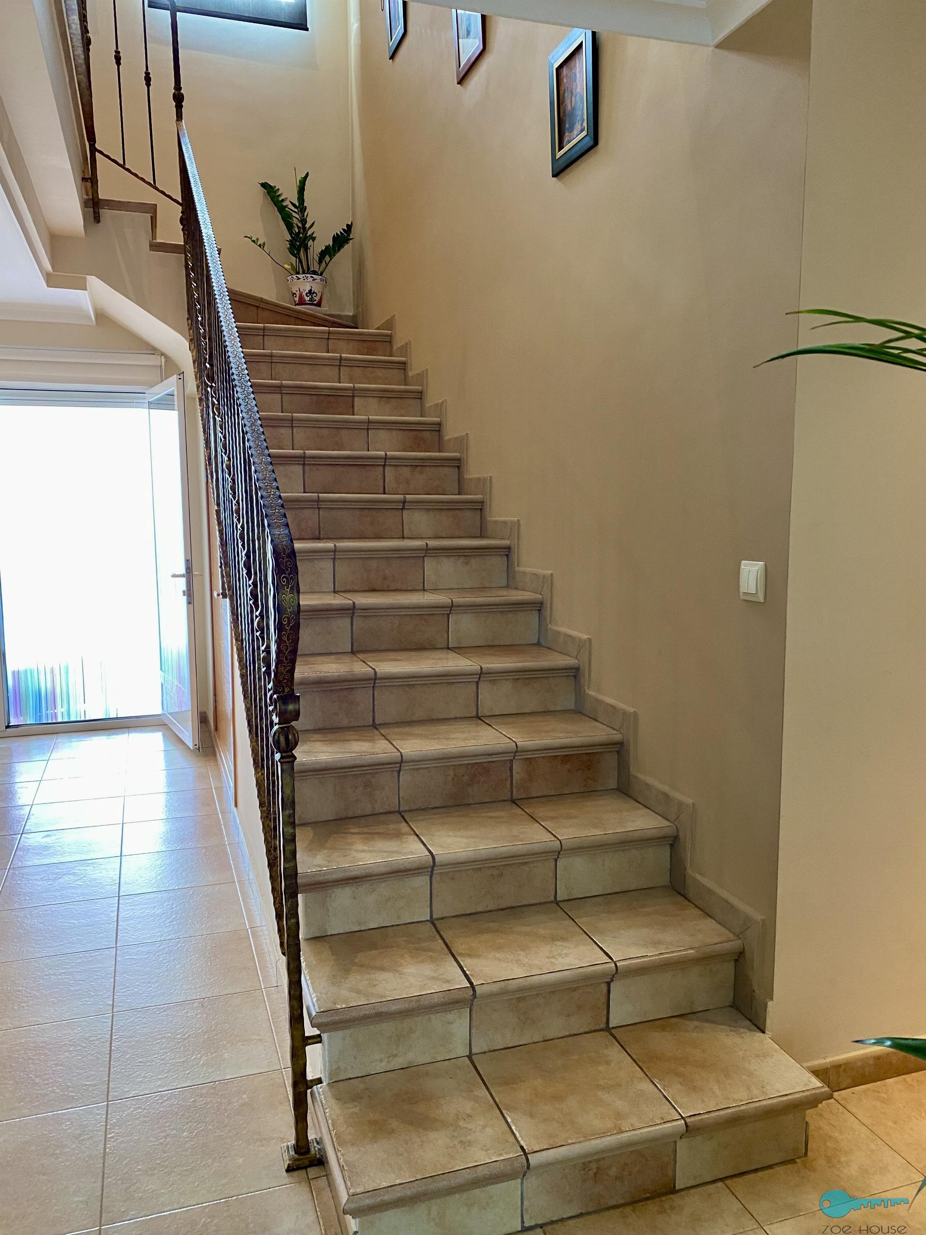 For sale of chalet in Crevillent