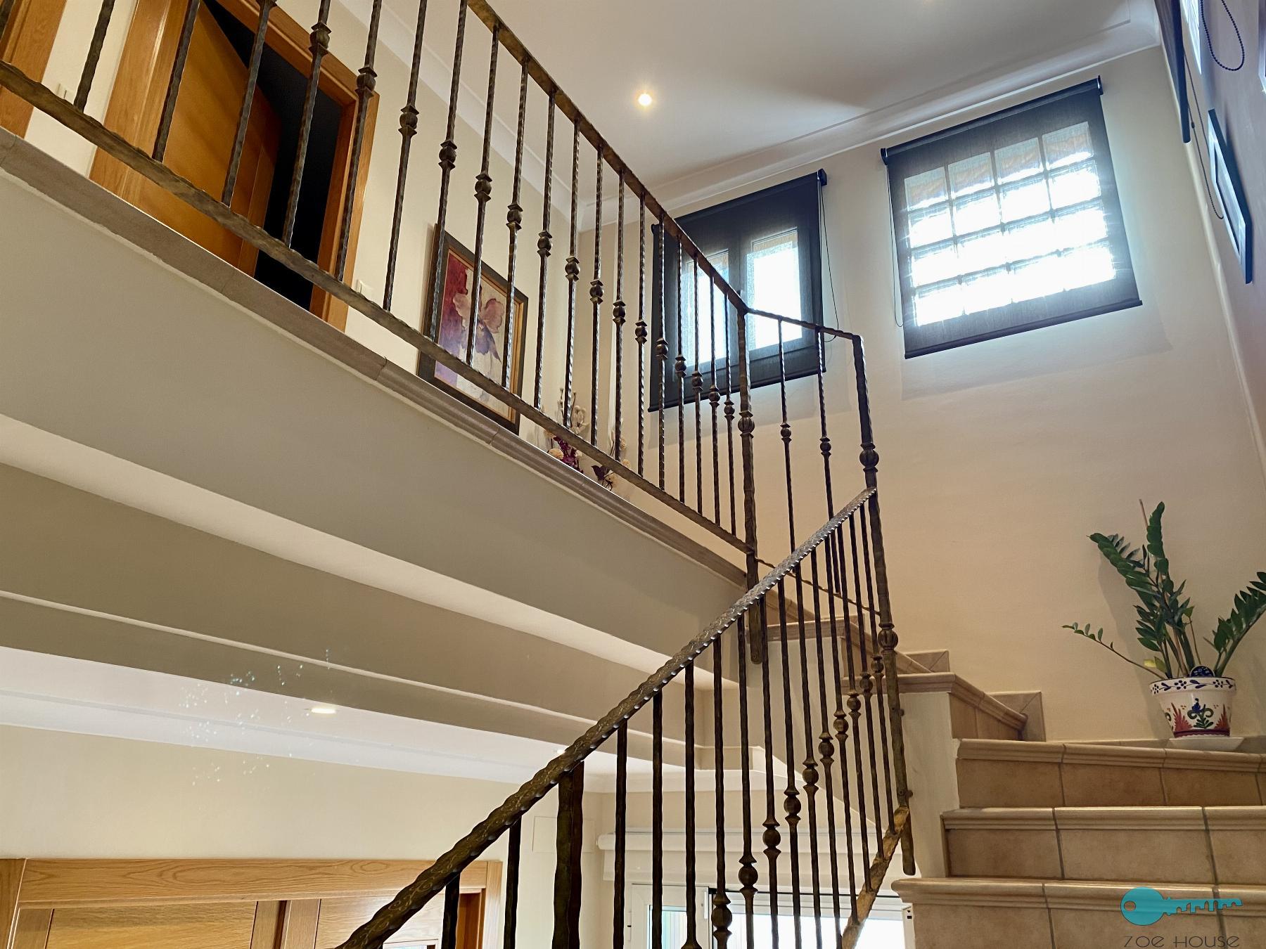 For sale of chalet in Crevillent