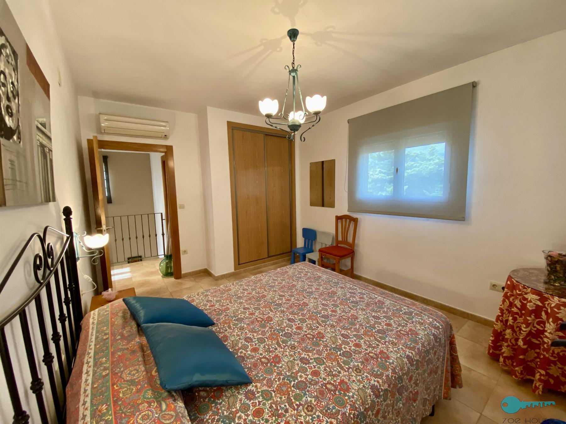 For sale of chalet in Crevillent