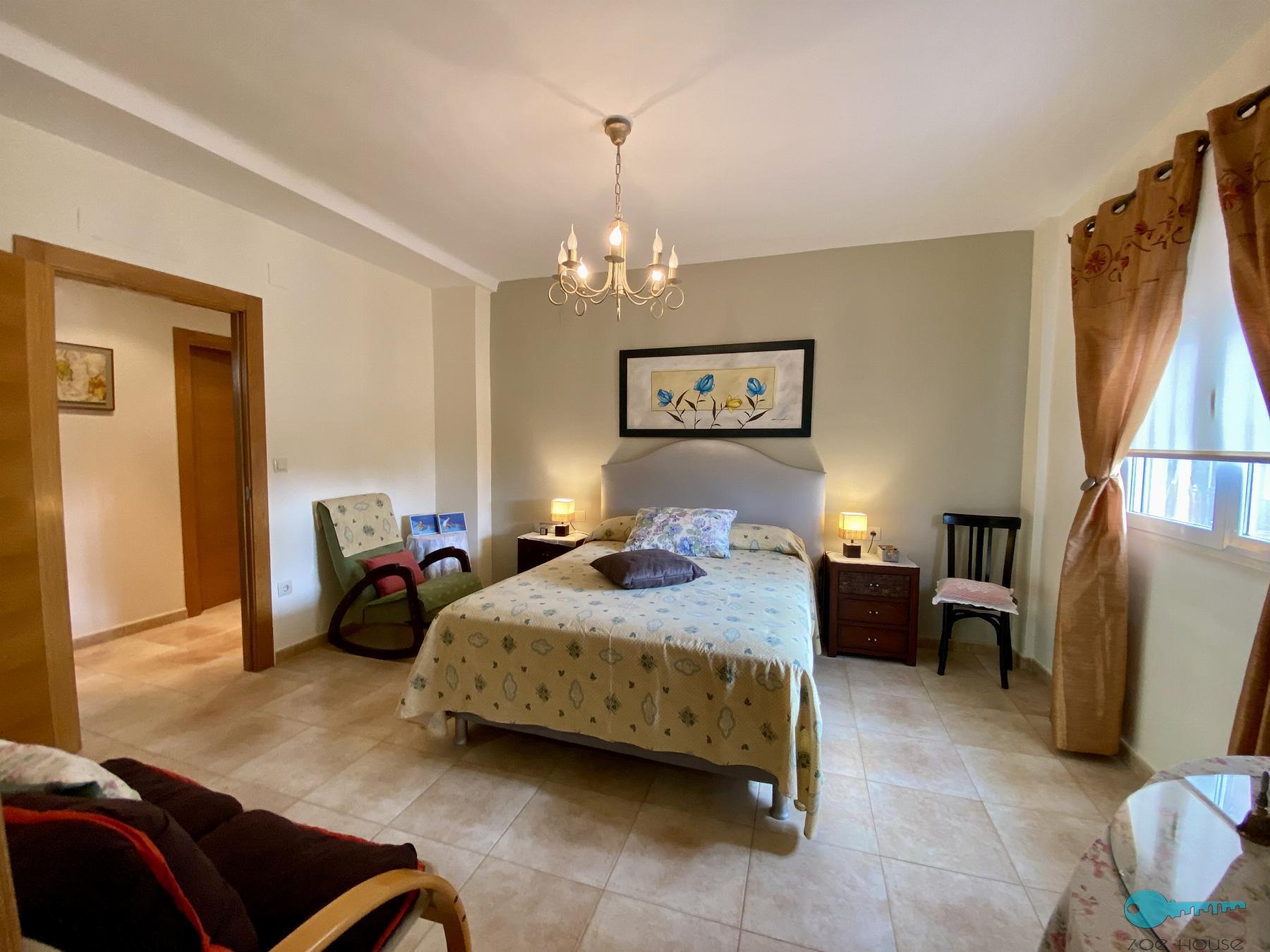 For sale of chalet in Crevillent