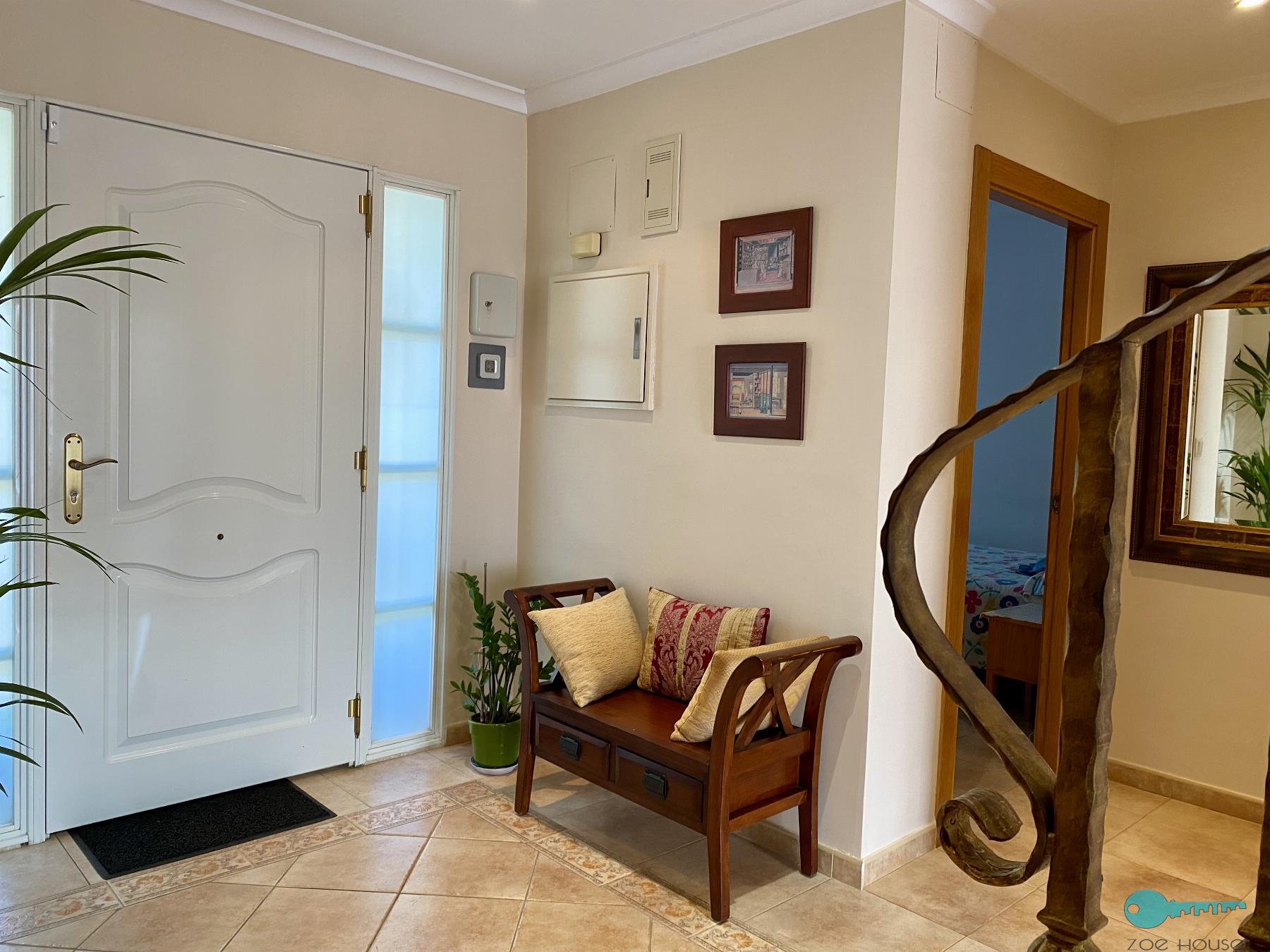For sale of chalet in Crevillent
