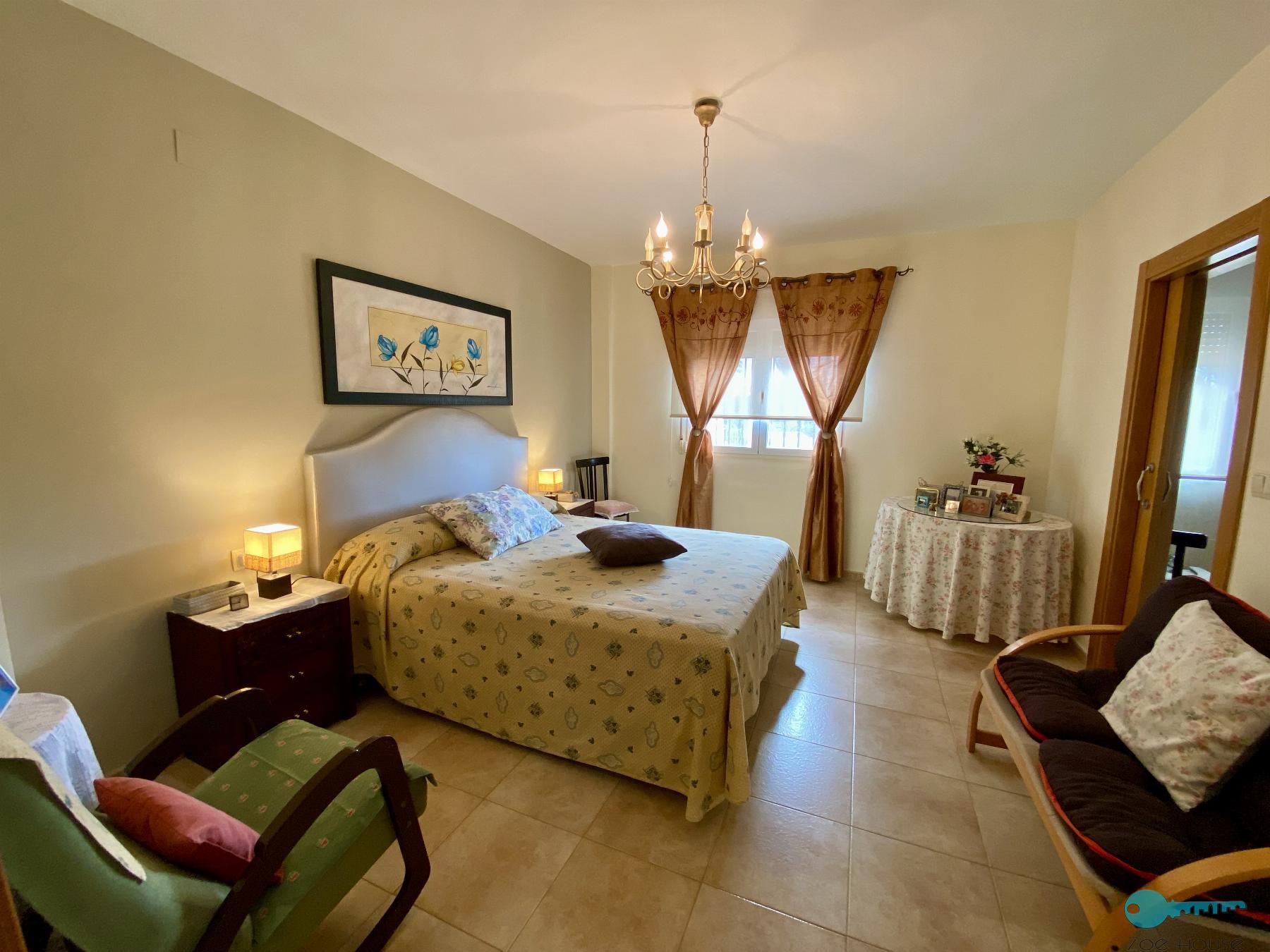 For sale of chalet in Crevillent