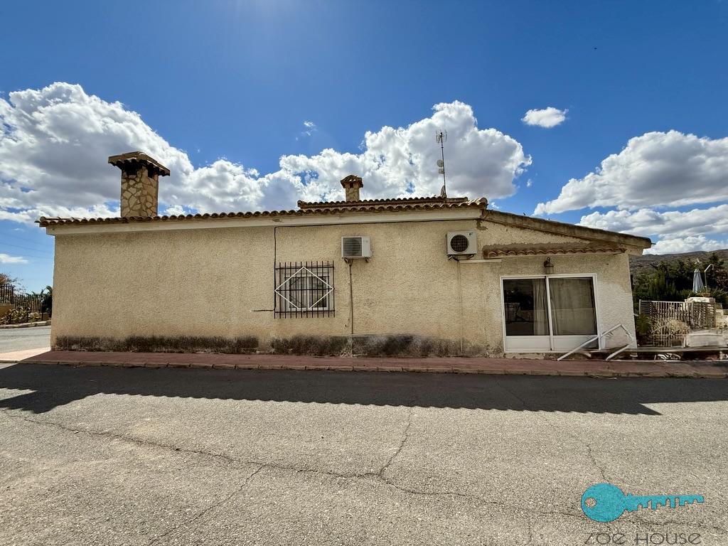 Zu verkaufen von chalet in
 Elche-Elx