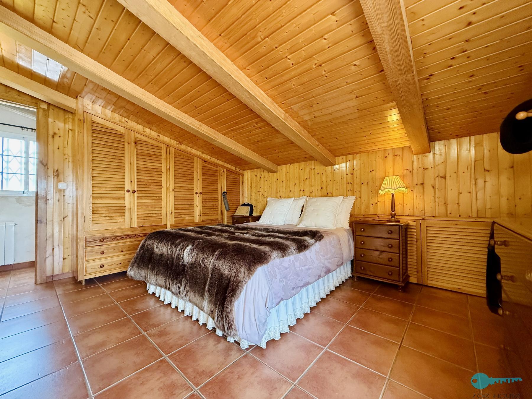 Zu verkaufen von chalet in
 Elche-Elx