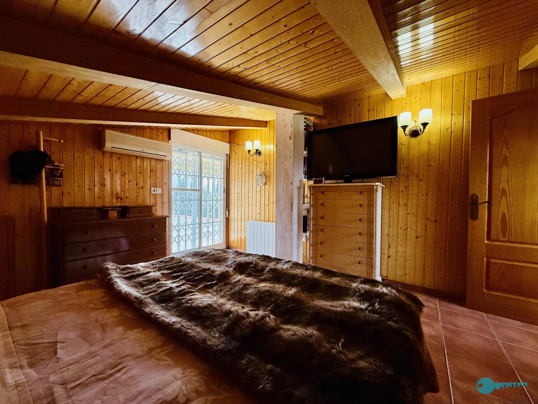 Zu verkaufen von chalet in
 Elche-Elx