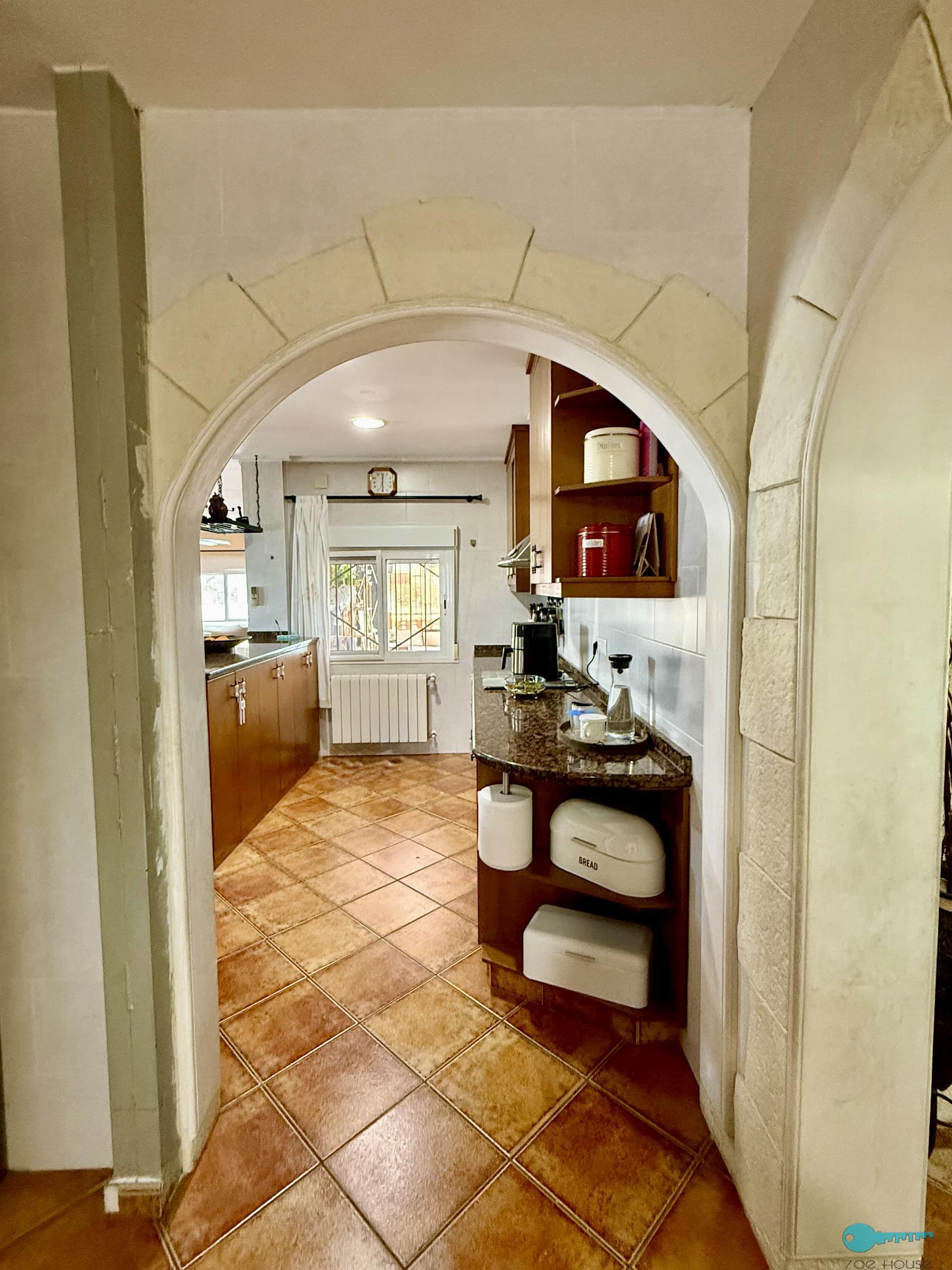 Zu verkaufen von chalet in
 Elche-Elx