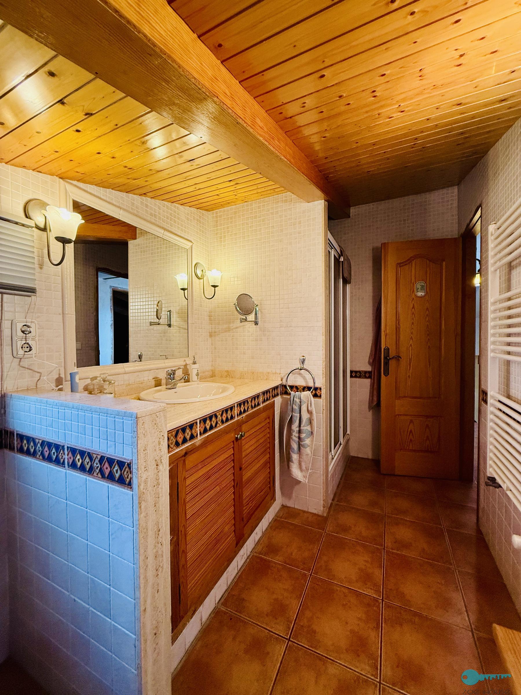 Zu verkaufen von chalet in
 Elche-Elx