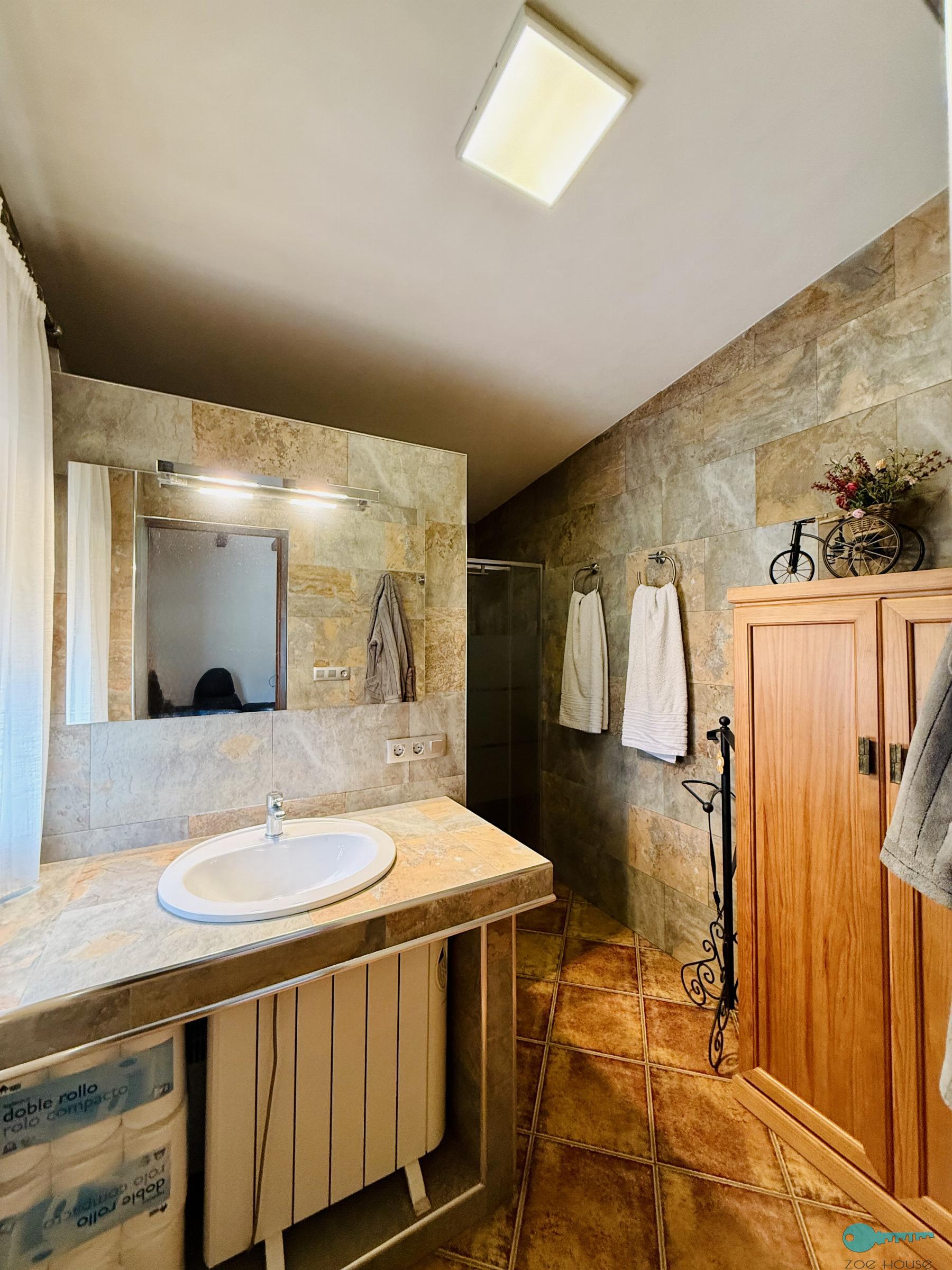 Zu verkaufen von chalet in
 Elche-Elx