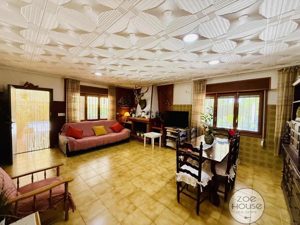 Venta de chalet en Elche-Elx