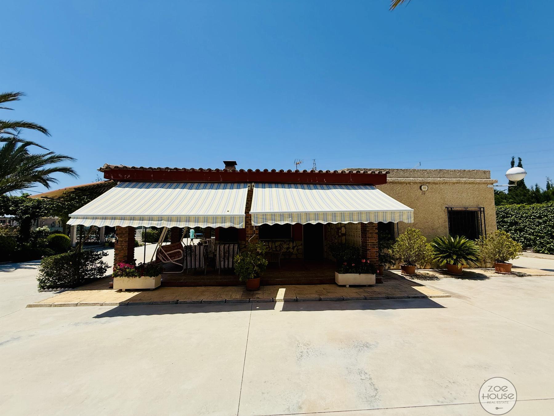 Venta de chalet en Elche-Elx