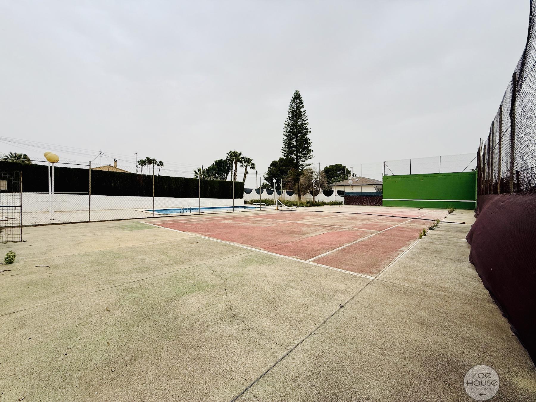 Venta de chalet en Elche-Elx