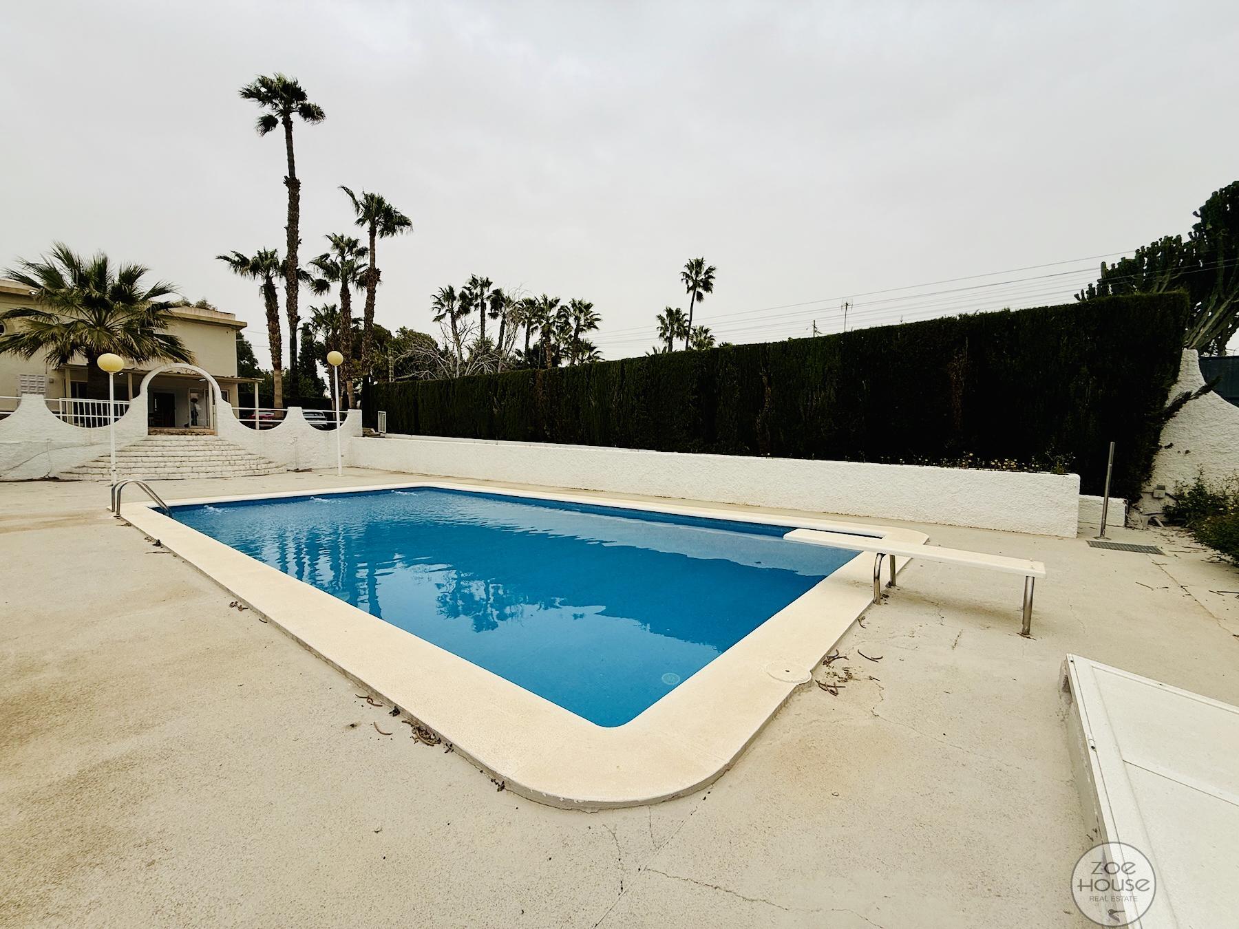 Venta de chalet en Elche-Elx