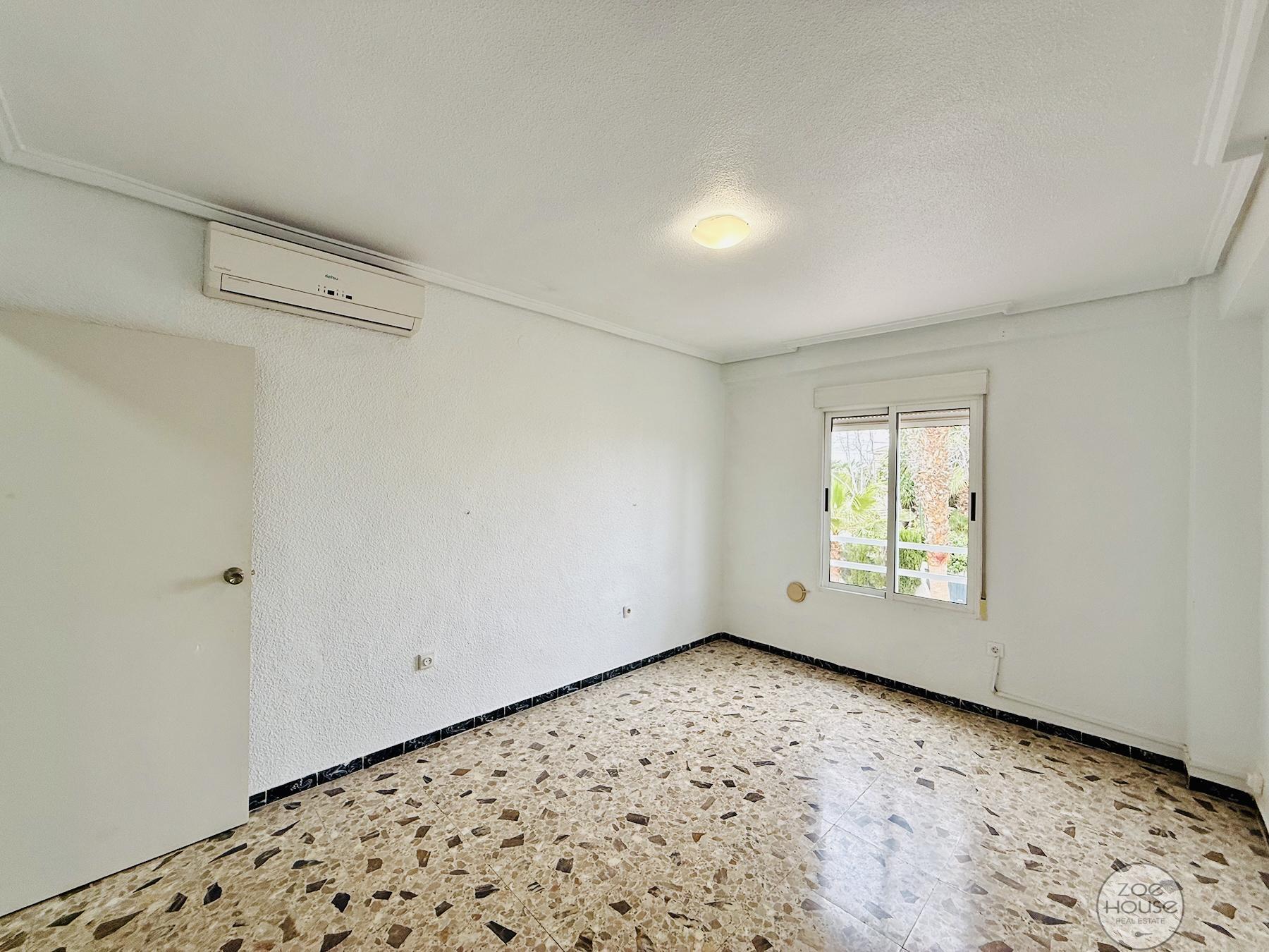 Venta de chalet en Elche-Elx