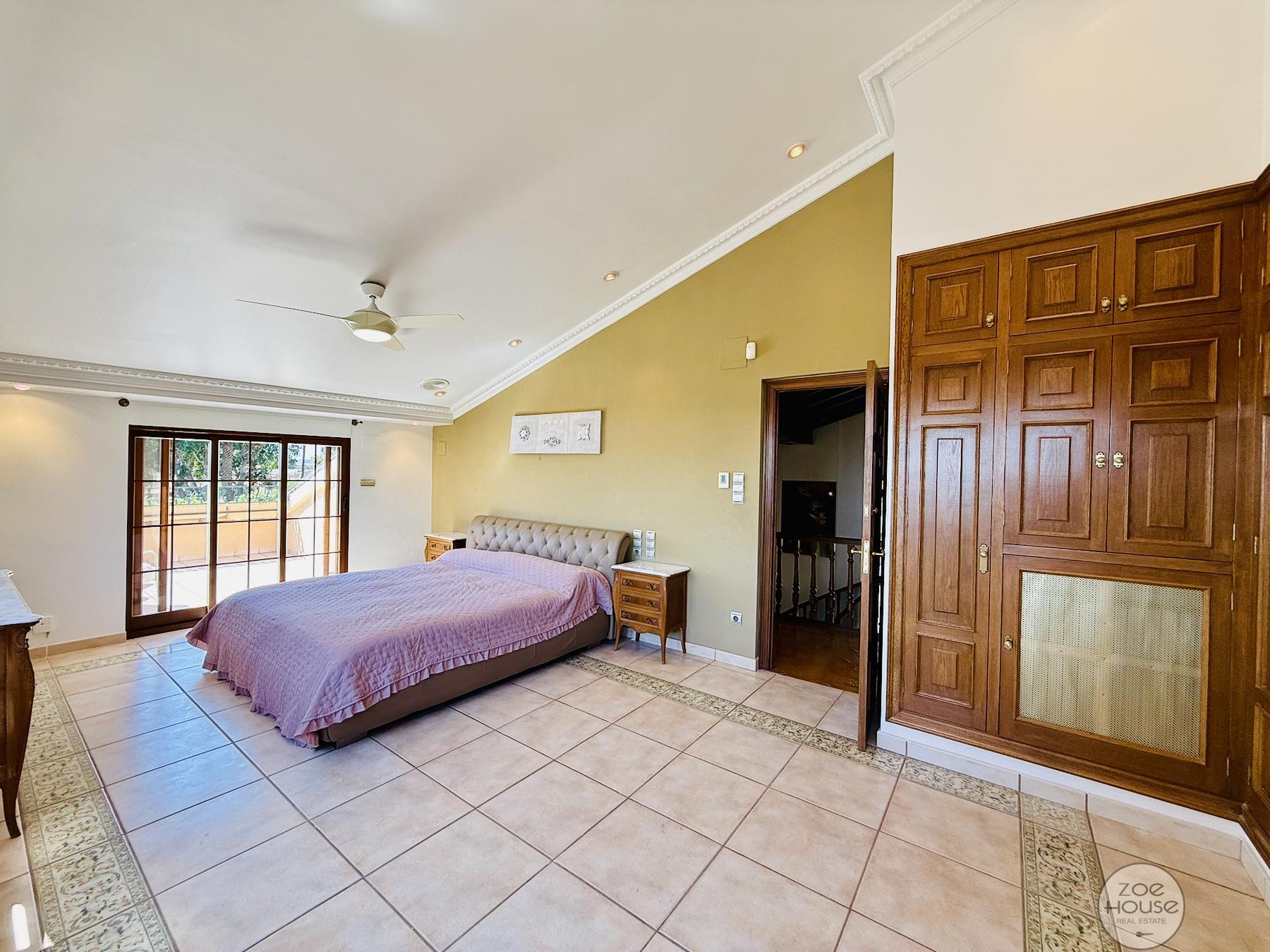 Venta de chalet en Elche-Elx