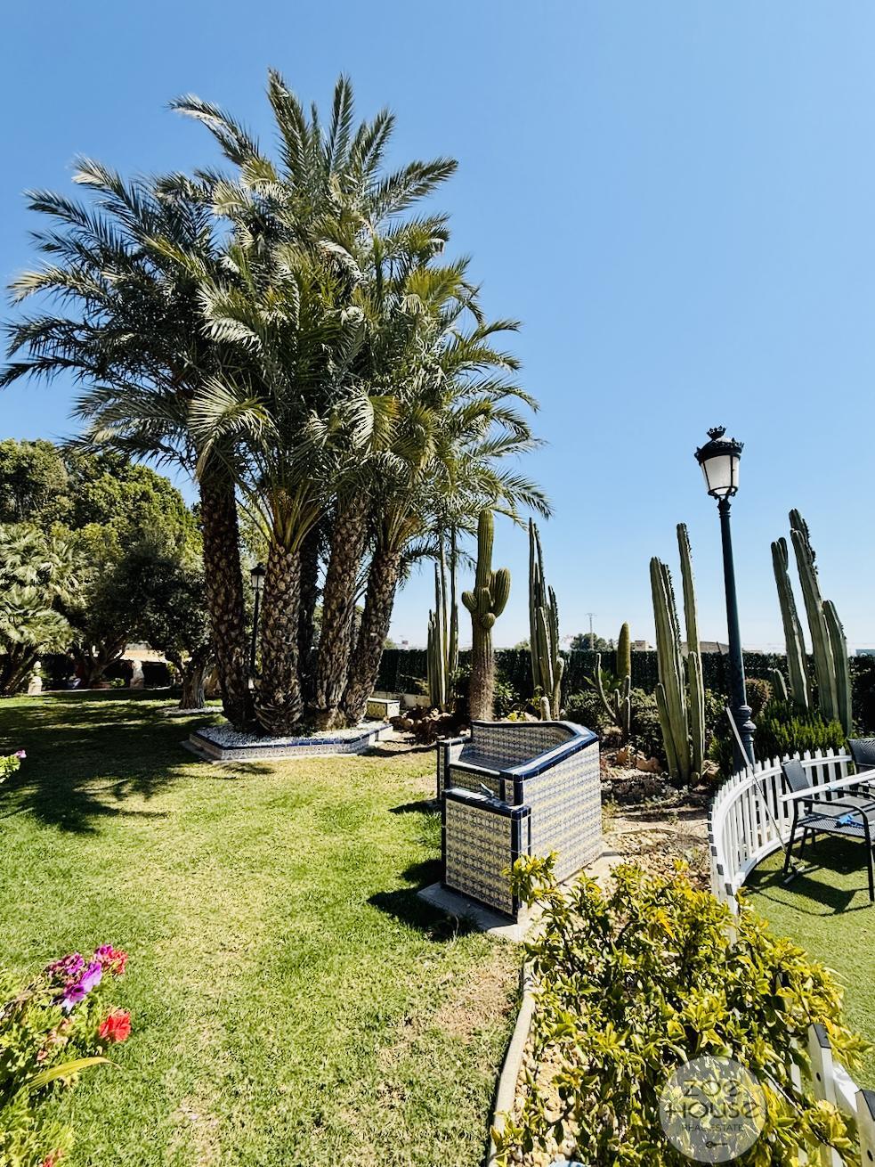 Venta de chalet en Elche-Elx